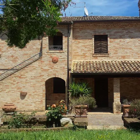 Splendid Holiday In Near Beach Ferienhaus