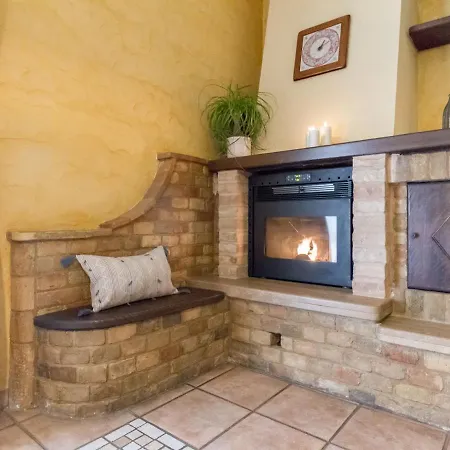 Splendid Holiday In Near Beach Ferienhaus